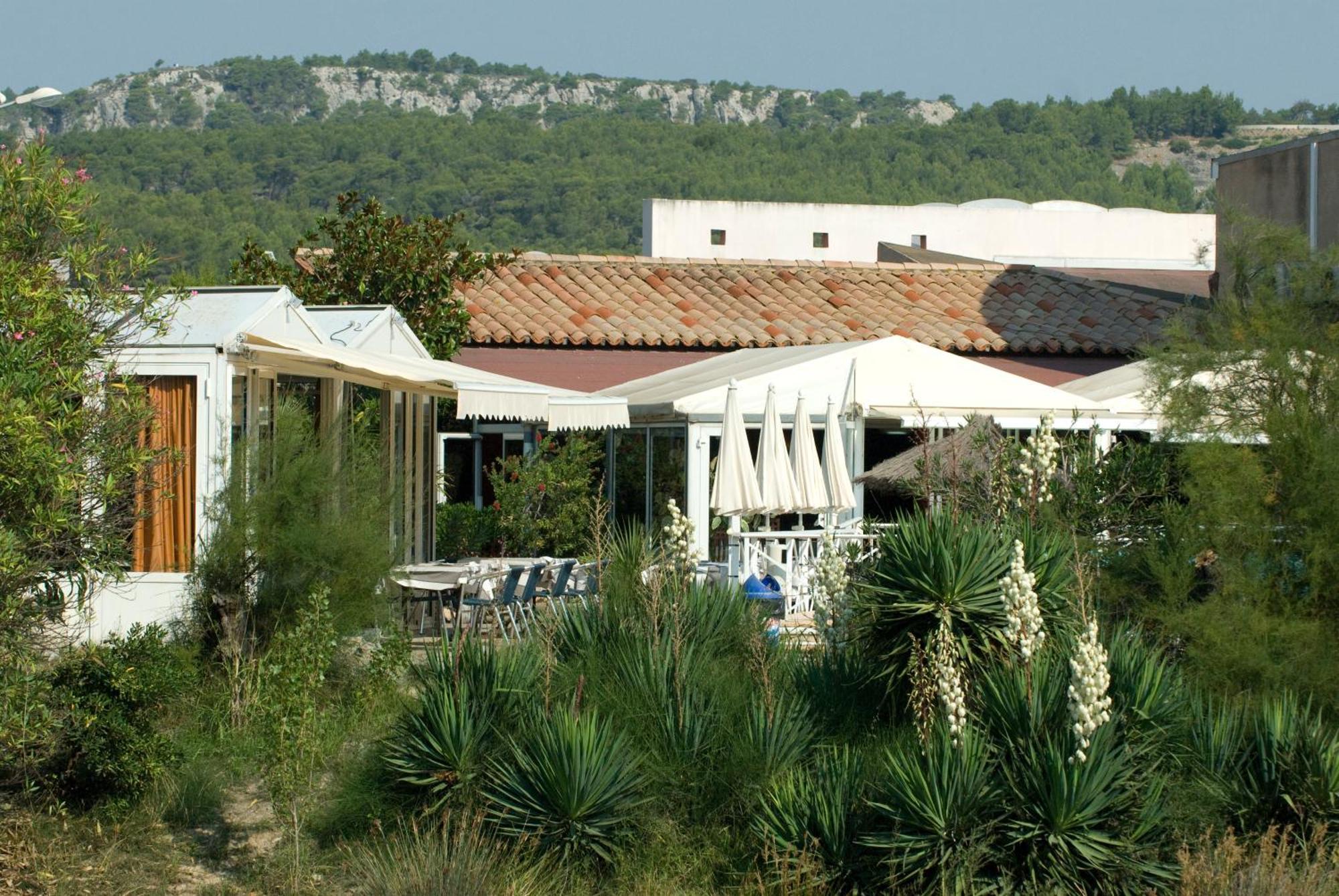 Hotel Le Phoebus Garden&Spa Gruissan Exterior foto