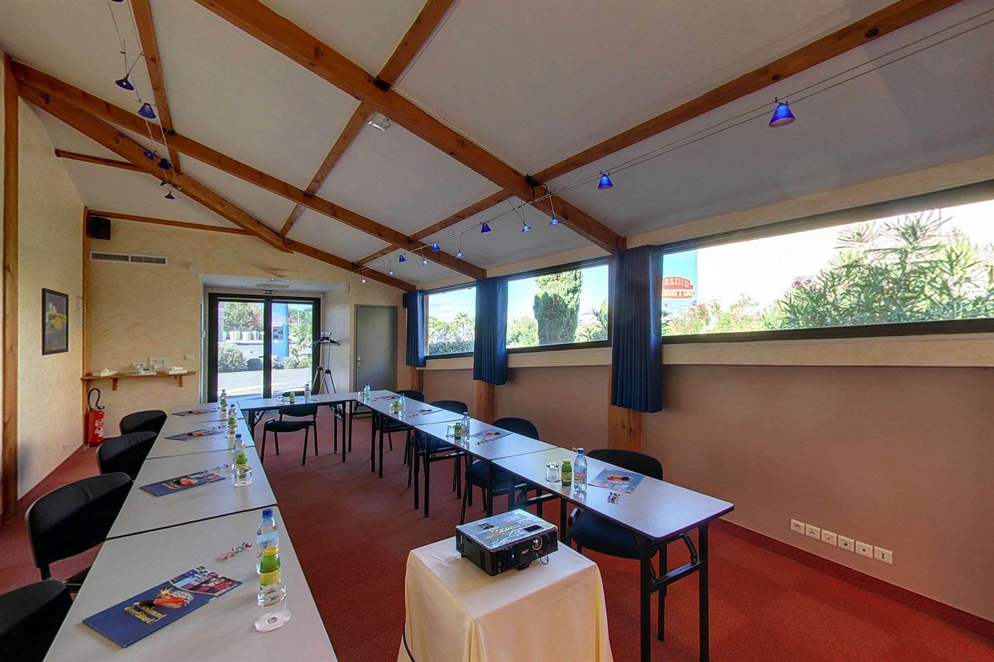 Hotel Le Phoebus Garden&Spa Gruissan Exterior foto